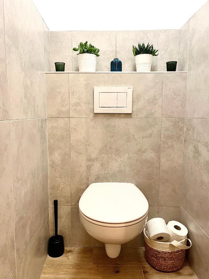 Apartman Elen Нове-Место-над-Метуйи Экстерьер фото